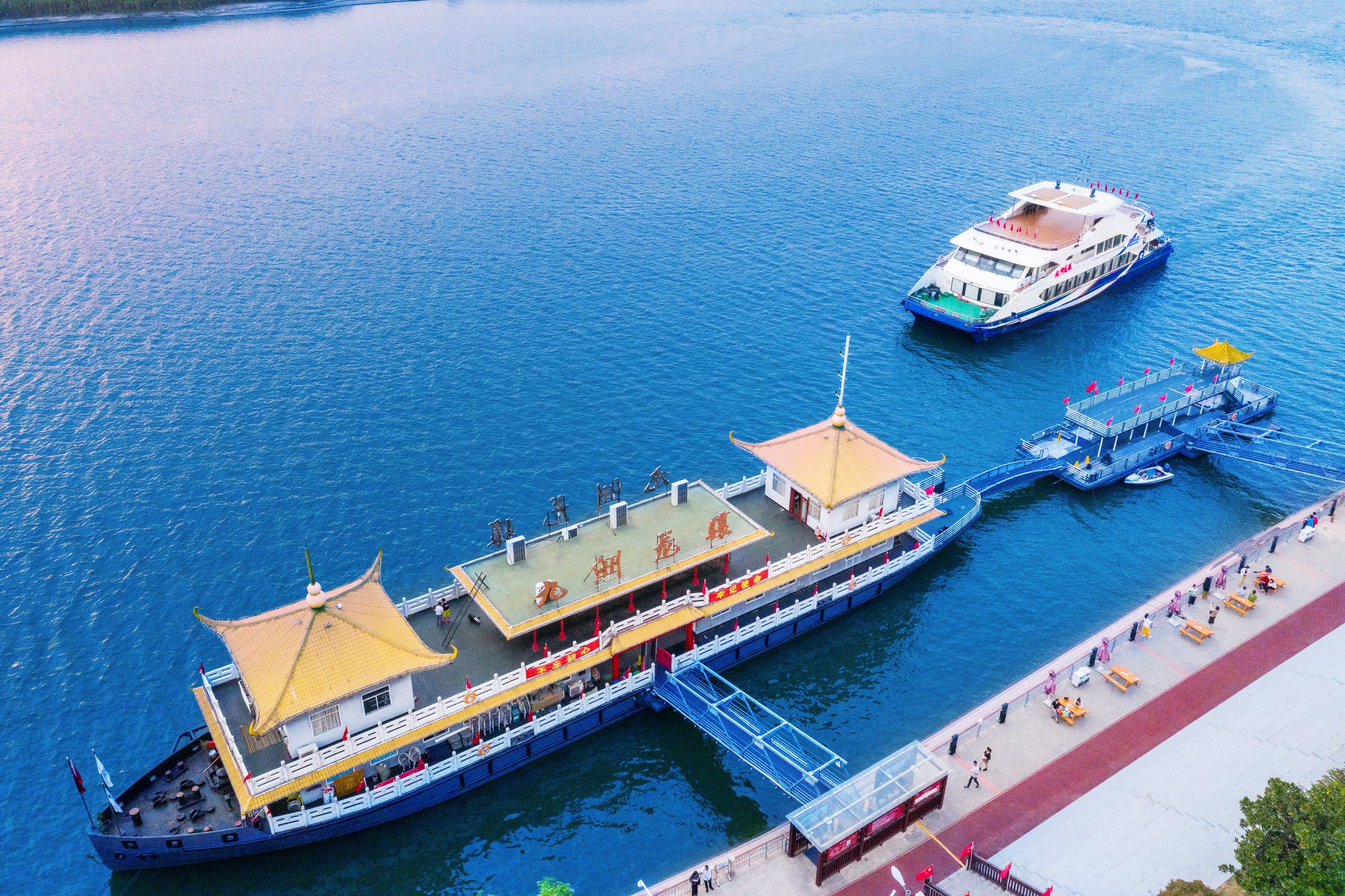 Xiangjiang Cruise
